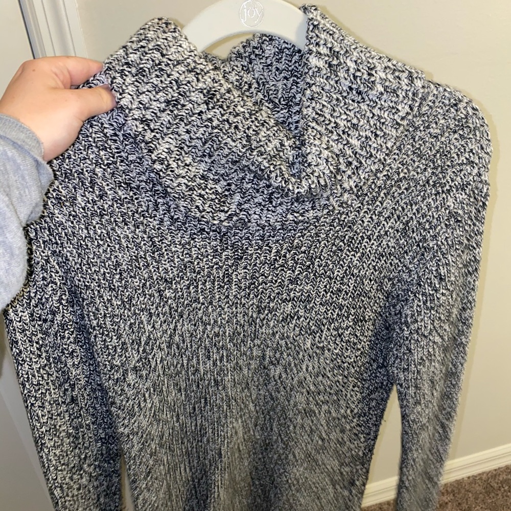 Banana Republic turtle neck sweater